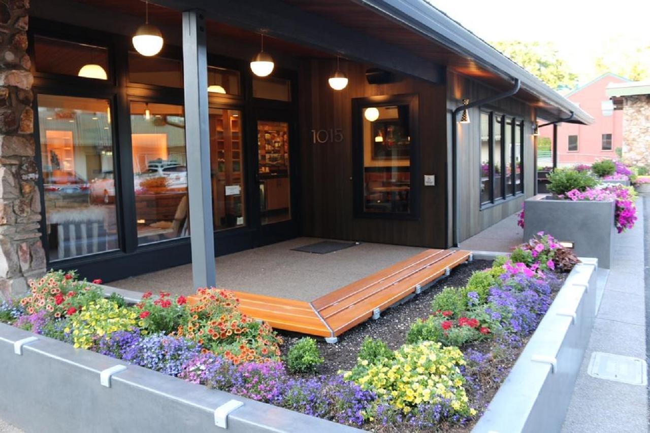 Timbers Inn Eugene Esterno foto